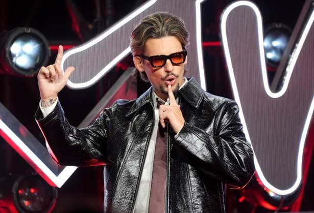 Kevan Kenney arrives on the red carpet at the 2025 MTV Video Music Awards VMA s at the UBS Arena in Elmont, New York on Sunday, September 07, 2025.  MTV20250907102 AngelinaxKatsanis