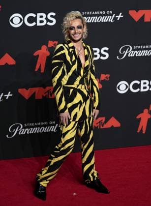 Frankie Grande arrives on the red carpet at the 2025 MTV Video Music Awards VMA s at the UBS Arena in Elmont, New York on Sunday, September 07, 2025.  MTV20250907112 AngelinaxKatsanis