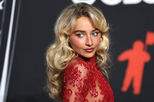 American singer Sabrina Carpenter poses during the red carpet at the red carpet at the MTV Video Music Awards (VMAs) in New York, United States, 07 September 2025. Red carpet at the MTV Video Music Awards !ACHTUNG: NUR REDAKTIONELLE NUTZUNG!  Copyright: xOctavioxGuzmánx AME7264 20250908-55017856722_1