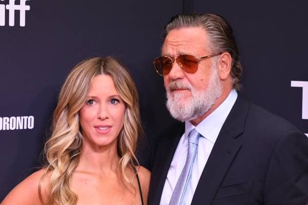 TORONTO, CA - SEPTEMBER 7: Britney Theriot and Russell Crowe at the 50th Toronto International Film Festival world premiere of Nuremberg on September 7, 2025 at Roy Thomson Hall in Toronto, Canada. Copyright: xMediaPunchx