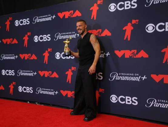 Ricky Martin arrives in the press room at the 2025 MTV Video Music Awards VMA s at the UBS Arena in Elmont, New York on Sunday, September 07, 2025.  MTV20250907829 SerenaxXuxNing