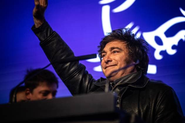 News Themen der Woche KW36 September 7, 2025, La Plata, Buenos Aires, Argentina: JAVIER MILEI s speech. At 9 p.m., the first results were released, with Peronism winning by 13 points over La Libertad Avanza, the party of Javier Milei. La Plata Argentina - ZUMAf175 20250907_zip_f175_009 Copyright: xDaniellaxFernandezxRealinx