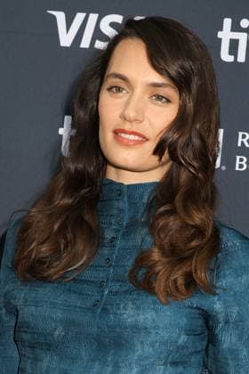 50eme Festival du Film de Toronto September 7, 2025 50th Toronto International Film Festival Red carpet of the film Couture Ella Rumpf 448426 2025 09 07 Toronto Canada  Copyright: xIsabellexVautierx xStarfacex STAR_448426_144