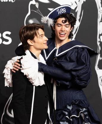 2025 MTV VMA Awards Red Carpet Featuring: Corey Fogelmanis and Conan Gray Where: New York, New York, United States When: 07 Sep 2025 Credit: Janet Mayer INSTARimages.com EDITORIAL USE ONLY. NOT FOR USE BY NEWSPAPERS BASED IN THE UK. Copyright: xx instar55062736