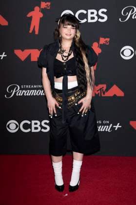 Lola Young at the MTV Video Music Awards 2025 at the UBS Arena New York, 07 09 2025 Foto:xB.xHinex xFuturexImagex mtv_5861