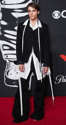 2025 MTV Video Music Awards - Arrivals Corey Fogelmanis arrives at the 2025 MTV Video Music Awards held at UBS Arena on September 7, 2025 in Elmont, Nassau County, New York, United States. Photo by Jorge Estrellado Image Press Agency ABACAPRESS.COM Elmont New York United States  Copyright: xImagexPressxAgency ABACAx