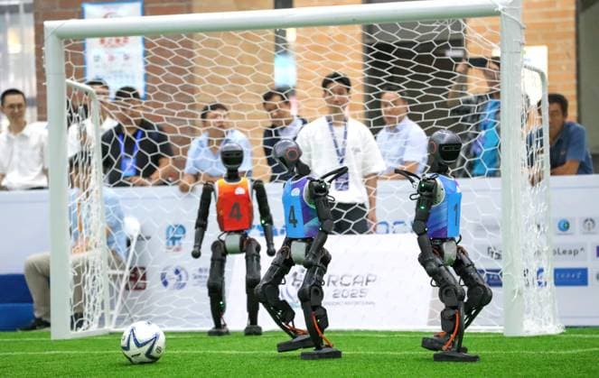 2025 Asia-Pacific Robot World Cup Qingdao International Invitational Football Tournament in Qingdao QINGDAO, CHINA - SEPTEMBER 8, 2025 - Robots participate in the 2025 Asia-Pacific Robot World Cup Qingdao International Invitational Football Tournament in Qingdao, Shandong Province, China on September 8, 2025. Qingdao Shandong China  Copyright: xCFOTOx i1757365991732