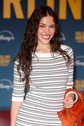 Maria Gabriela Santos at the premiere of the Disney series Call My Agent Berlin at the Colosseum Cinema Berlin, 08 09 2025 Foto:xD.xHerrickx xFuturexImagex agent_5909