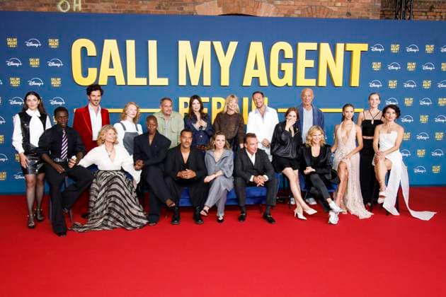 World premiere of Call My Agent Berlin in Berlin Berlin, 8 9 2025 GroupPicture with Lucas Gregorowicz, Karin Hanczewski, Michael KLammer Konstatin Koepp , Gabriele Scharnitzky, Dana Herfurth, Benny O Arthur, Janina Elkin, Taynara Silva Wolf, Iris Berben, Moritz Bleibtreu, Veronika Ferres, Floren Copyright: xMatthiasxGränzdörferx