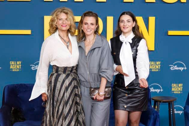 World premiere of Call My Agent Berlin in Berlin Berlin, 8 9 2025 Gabrielle Scharnitzky, Karin Hanczewski and Janina Elkin at the world premiere of Call My Agent Berlin in Berlin Berlin Copyright: xMatthiasxGränzdörferx