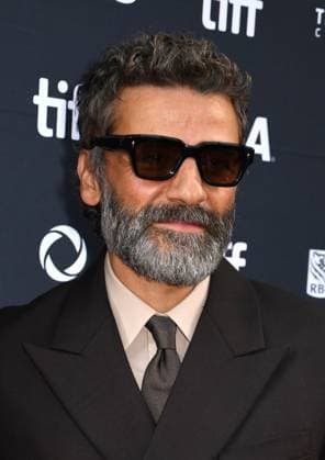 TORONTO, ONTARIO - SEPTEMBER 08: Oscar Isaac attends the premiere of Frankenstein during the 2025 Toronto International Film Festival at Princess of Wales Theatre on September 08, 2025 in Toronto, Ontario Copyright: xmpi099x xMediaPunchx