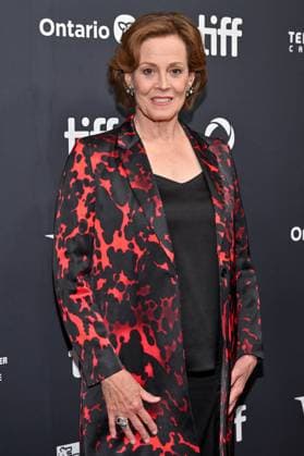 Toronto Dust Bunny Screening Sigourney Weaver attending the screening of the movie Dust Bunny ahead of Toronto International Film Festival (TIFF) in Toronto, Canada on September 8, 2025. Photo by Julien Reynaud APS-Medias ABACAPRESS.COM Toronto Canada  Copyright: xReynaudxJulien APS-Medias ABACAx