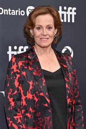 Toronto Dust Bunny Screening Sigourney Weaver attending the screening of the movie Dust Bunny ahead of Toronto International Film Festival (TIFF) in Toronto, Canada on September 8, 2025. Photo by Julien Reynaud APS-Medias ABACAPRESS.COM Toronto Canada  Copyright: xReynaudxJulien APS-Medias ABACAx