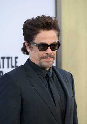 One Battle After Another Premiere - Los Angeles, USA LOS ANGELES, USA. September 08, 2025: Benicio Del Toro at the premiere for One Battle After Another at the TCL Chinese Theatre. Los Angeles CA USA  Copyright: xPaulxSmith Featureflashx