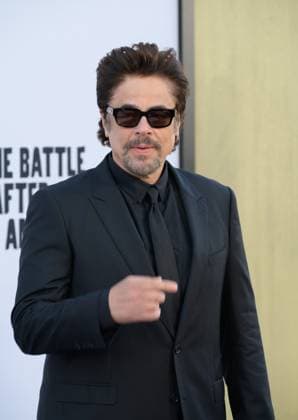 One Battle After Another Premiere - Los Angeles, USA LOS ANGELES, USA. September 08, 2025: Benicio Del Toro at the premiere for One Battle After Another at the TCL Chinese Theatre. Los Angeles CA USA  Copyright: xPaulxSmith Featureflashx