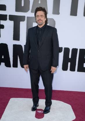 One Battle After Another Premiere - Los Angeles, USA LOS ANGELES, USA. September 08, 2025: Benicio Del Toro at the premiere for One Battle After Another at the TCL Chinese Theatre. Los Angeles CA USA  Copyright: xPaulxSmith Featureflashx