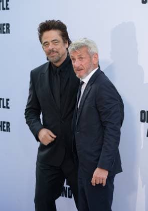 One Battle After Another Premiere - Los Angeles, USA LOS ANGELES, USA. September 08, 2025: Benicio Del Toro & Sean Penn at the premiere for One Battle After Another at the TCL Chinese Theatre. Los Angeles CA USA  Copyright: xPaulxSmith Featureflashx