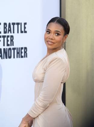 One Battle After Another Premiere - Los Angeles, USA LOS ANGELES, USA. September 08, 2025: Regina Hall at the premiere for One Battle After Another at the TCL Chinese Theatre. Los Angeles CA USA  Copyright: xPaulxSmith Featureflashx