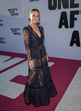 One Battle After Another Premiere - Los Angeles, USA LOS ANGELES, USA. September 08, 2025: Emmanuelle Chriqui at the premiere for One Battle After Another at the TCL Chinese Theatre. Los Angeles CA USA  Copyright: xPaulxSmith Featureflashx