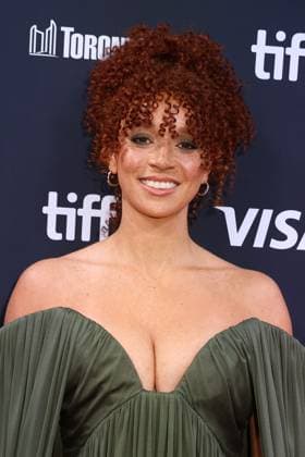 50th Toronto International Film Festival Red carpet of the film Eleanor the great Erin Kellyman 448466 2025 09 08 Toronto Canada  Copyright: xIsabellexVautierx xStarfacex STAR_448466_018