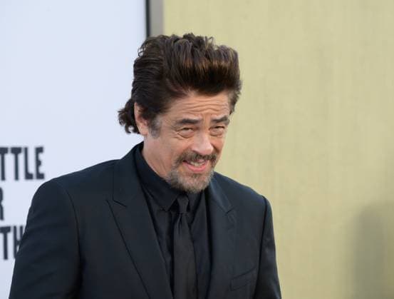 Premiere mondiale du film One Battle After Another a Hollywood LOS ANGELES, USA September 08, 2025 Benicio Del Toro at the premiere for One Battle After Another at the TCL Chinese Theatre Picture Paul Smith Featureflash 448465 2025 09 08 CA Los Angeles  Copyright: xPaulxSmithx xFeaturesxFlashx xStarfacex STAR_448465_079