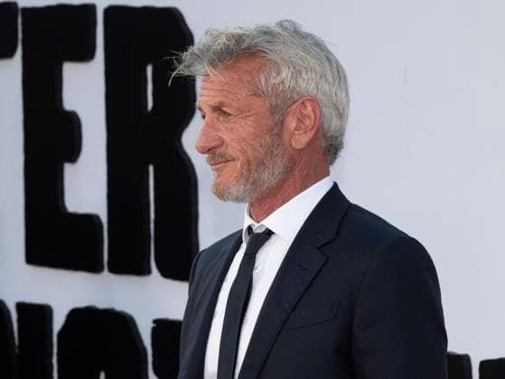 September 8, 2025, Hollywood, California, USA: American actor, director, producer, screenwriter, and activist SEAN PENN attends red carpet world remiere Of Warner Bros. One Battle After Another Hollywood USA - ZUMAb173 20250908_aap_b173_094 Copyright: xBillyxBennightx
