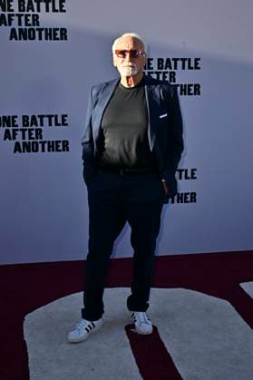 Joseph Cortese at the world premiere of the movie One Battle After Another at the TCL Chinese Theater Los Angeles, 08 09 2025 Foto:xD.xStarbuckx xFuturexImagex battle_5793