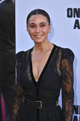 Emmanuelle Chriqui at the world premiere of the movie One Battle After Another at the TCL Chinese Theater Los Angeles, 08 09 2025 Foto:xD.xStarbuckx xFuturexImagex battle_5803