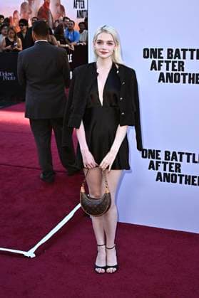 Ariana Hardie at the world premiere of the movie One Battle After Another at the TCL Chinese Theater Los Angeles, 08 09 2025 Foto:xD.xStarbuckx xFuturexImagex battle_5804