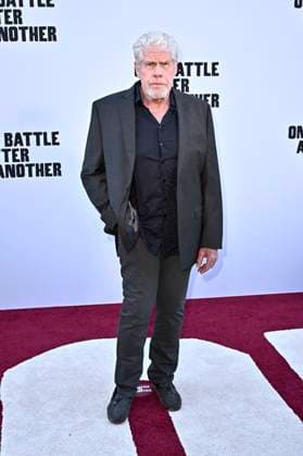 Ron Perlman at the world premiere of the movie One Battle After Another at the TCL Chinese Theater Los Angeles, 08 09 2025 Foto:xD.xStarbuckx xFuturexImagex battle_5826