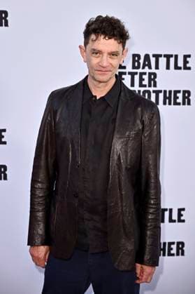James Frain at the world premiere of the movie One Battle After Another at the TCL Chinese Theater Los Angeles, 08 09 2025 Foto:xD.xStarbuckx xFuturexImagex battle_5927