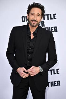 Adrien Brody at the world premiere of the movie One Battle After Another at the TCL Chinese Theater Los Angeles, 08 09 2025 Foto:xD.xStarbuckx xFuturexImagex battle_5952