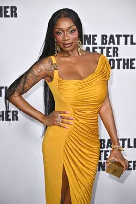 Shayna McHayle Junglepussy at the world premiere of the movie One Battle After Another at the TCL Chinese Theater Los Angeles, 08 09 2025 Foto:xD.xStarbuckx xFuturexImagex battle_5961