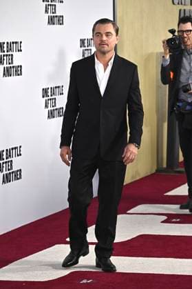 Leonardo DiCaprio at the world premiere of the movie One Battle After Another at the TCL Chinese Theater Los Angeles, 08 09 2025 Foto:xD.xStarbuckx xFuturexImagex battle_5976