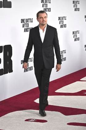 Leonardo DiCaprio at the world premiere of the movie One Battle After Another at the TCL Chinese Theater Los Angeles, 08 09 2025 Foto:xD.xStarbuckx xFuturexImagex battle_5977