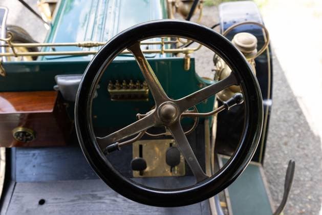 Historic 120-year-old Ford which was first to have engine in front on sale for £200,000 Story from Jam Press (Historic Ford Sale) Pictured: The 1905 Ford Model B Side Entrance Tonneau. Historic 120-year-old Ford which was first to have engine in front on sale for £200,000 An historic 120-year-old Ford car which was the first to have an engine in the front is on sale for £200,000. The 1905 green Model B is one of just seven left in the world. It was also the first to have a four-cylinder engine and is described as historically significant. The vintage car has a top speed of 40mph - which outpaced competitors when it was made. It has been in the same family for at least 60 years. The vehicle is being sold on 9 October by RM Sotheby s  Copyright: xJamxPress DavidxBush CourtesyxofxRMxSotheby s