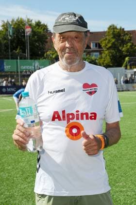 Rolf Fuhrmann Charity soccer match KICKEN MIT HERZ, the duel between celebrities and doctors for a good cause at Hoheluft stadium SC Victoria Hamburg Hamburg, 07 09 2025 Please caption IMAGO Michael Wigglesworth
