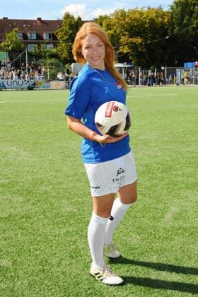 Esther Roling Charity soccer match KICKEN MIT HERZ, the duel between celebrities and doctors for a good cause at Hoheluft stadium SC Victoria Hamburg Hamburg, 07 09 2025 Please caption IMAGO Michael Wigglesworth