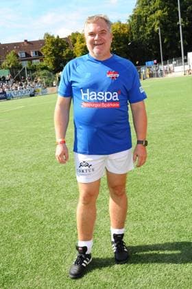 Elton charity soccer match KICKEN MIT HERZ, the duel between celebrities and doctors for a good cause at Hoheluft stadium SC Victoria Hamburg Hamburg, 07 09 2025 Please caption IMAGO Michael Wigglesworth