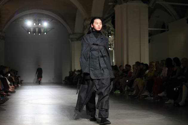A model demonstrates an outfit during the VIKTORANISIMOV catwalk show during the Ukrainian Fashion Week SS26 at the Mystetskyi Arsenal National Cultural, Art and Museum Complex, Kyiv, Ukraine, September 5, 2025. (Photo by Yuliia Ovsiannikova Ukrinform) VIKTORANISIMOV catwalk show at Ukrainian Fashion Week SS26 in KyivVIKTORANISIMOV catwalk show at Ukrainian Fashion Week SS26 in Kyiv  Copyright: xYuliiaxOvsiannikovax