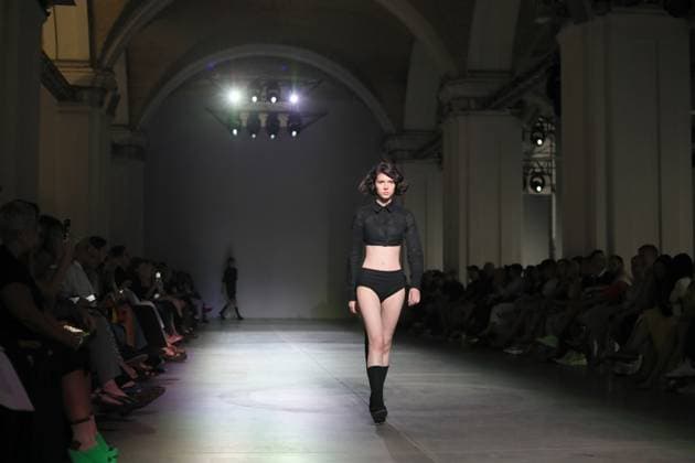 A model demonstrates an outfit during the VIKTORANISIMOV catwalk show during the Ukrainian Fashion Week SS26 at the Mystetskyi Arsenal National Cultural, Art and Museum Complex, Kyiv, Ukraine, September 5, 2025. (Photo by Yuliia Ovsiannikova Ukrinform) VIKTORANISIMOV catwalk show at Ukrainian Fashion Week SS26 in KyivVIKTORANISIMOV catwalk show at Ukrainian Fashion Week SS26 in Kyiv  Copyright: xYuliiaxOvsiannikovax