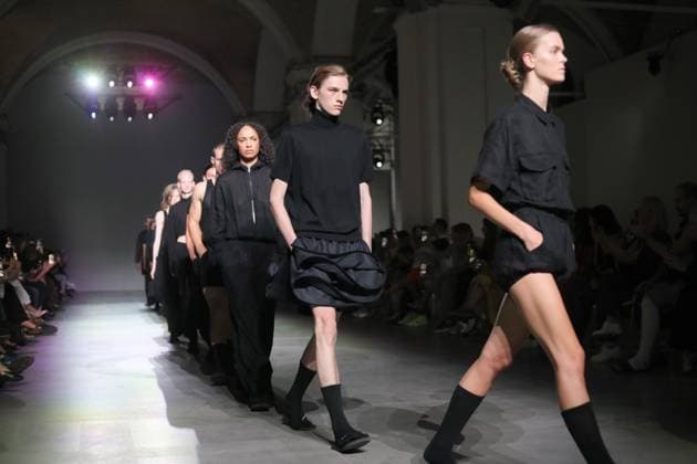 Models participate in the final walk during the VIKTORANISIMOV runway show during the Ukrainian Fashion Week SS26 at the Mystetskyi Arsenal National Cultural, Art and Museum Complex, Kyiv, Ukraine, September 5, 2025. (Photo by Yuliia Ovsiannikova Ukrinform) VIKTORANISIMOV catwalk show at Ukrainian Fashion Week SS26 in KyivVIKTORANISIMOV catwalk show at Ukrainian Fashion Week SS26 in Kyiv  Copyright: xYuliiaxOvsiannikovax