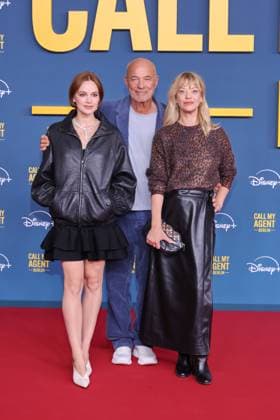 08 09 2025, Emilia Schüle, Heiner Lauterbach and Heike Makatsch at the premiere of Call My Agent Berlin, Colosseum Kino, Berlin, Berlin