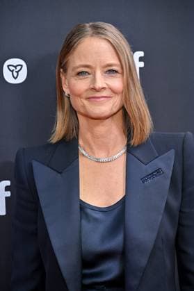 Toronto Screening A Private Life Jodie Foster attending the screening of the movie A Private Life ahead of Toronto International Film Festival (TIFF) in Toronto, Canada on September 9, 2025. Photo by Julien Reynaud APS-Medias ABACAPRESS.COM Toronto Canada  Copyright: xReynaudxJulien APS-Medias ABACAx