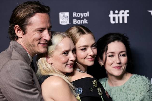 2025 Toronto International Film Festival - The Testament of Ann Lee TORONTO, CANADA - SEPTEMBER 9 : (L-R) Lewis Pullman, Mona Fastvold, Amanda Seyfried and Shannon Woodward attend the premiere of ‘The Testament of Ann Lee’ during the 2025 Toronto International Film Festival at TIFF Lightbox in Toronto, Ontario, Canada on September 9, 2025. Mert Alper Dervis Anadolu Ontario Canada. Editorial use only. Please get in touch for any other usage.  Copyright: x2025xAnadoluxMertxAlperxDervisx