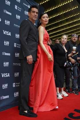 September 9, 2025, Toronto, Ontario, Canada: (L-R) Colin Farrell and Fala Chen attend the red carpet for the Ã¢â‚¬ËœBallad of a Small PlayerÃ¢â‚¬â ¢ premiere during the 2025 Toronto International Film Festival at The Princess of Wales Theatre. on September 9, 2025 in Toronto, Canada. Toronto Canada - ZUMAe321 20250909_zea_e321_041 Copyright: xLeonardoxRamirezx