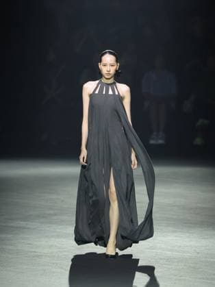 BEIJING, CHINA - SEPTEMBER 09: A model walks the runway at the Words on the Paper collection by designer Zou You on day 5 of China Fashion Week AW25 Collection at 798Â·751 PARK on September 9, 2025 in Beijing, China.  Copyright: xChinaxNewsxServicex 111589892593