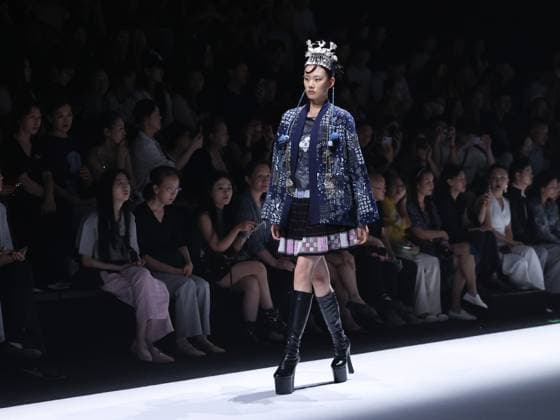 BEIJING, CHINA - SEPTEMBER 09: A model walks the runway at the Feng Sansan collection on day 5 of China Fashion Week AW25 Collection at 798Â·751 PARK on September 9, 2025 in Beijing, China.  Copyright: xChinaxNewsxServicex 111589894169