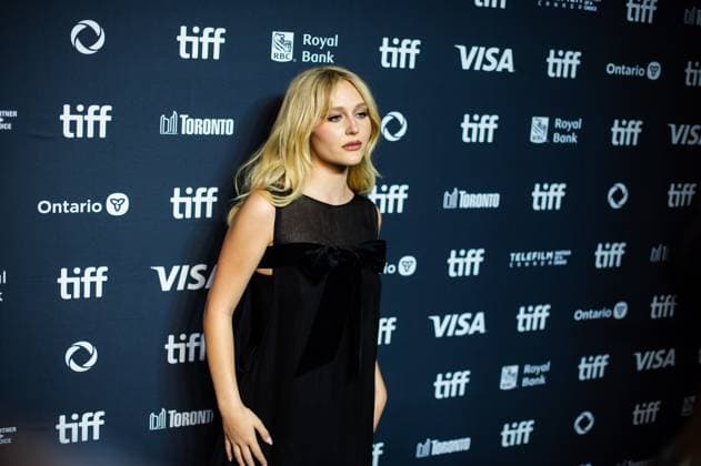 September 9, 2025, Toronto, On, Canada: Alyvia Alyn Lind arrives on the red carpet for Wayward at the Toronto International Film Festival in Toronto on Tuesday, September 9, 2025. Toronto Canada  - ZUMAc35_ 20250909_zaf_c35_131 Copyright: xLauraxProctorx