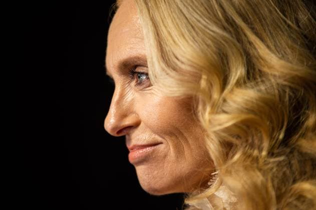 September 9, 2025, Toronto, On, Canada: Toni Collette speaks to reporters on the red carpet for Wayward at the Toronto International Film Festival in Toronto on Tuesday, September 9, 2025. Toronto Canada  - ZUMAc35_ 20250909_zaf_c35_140 Copyright: xLauraxProctorx